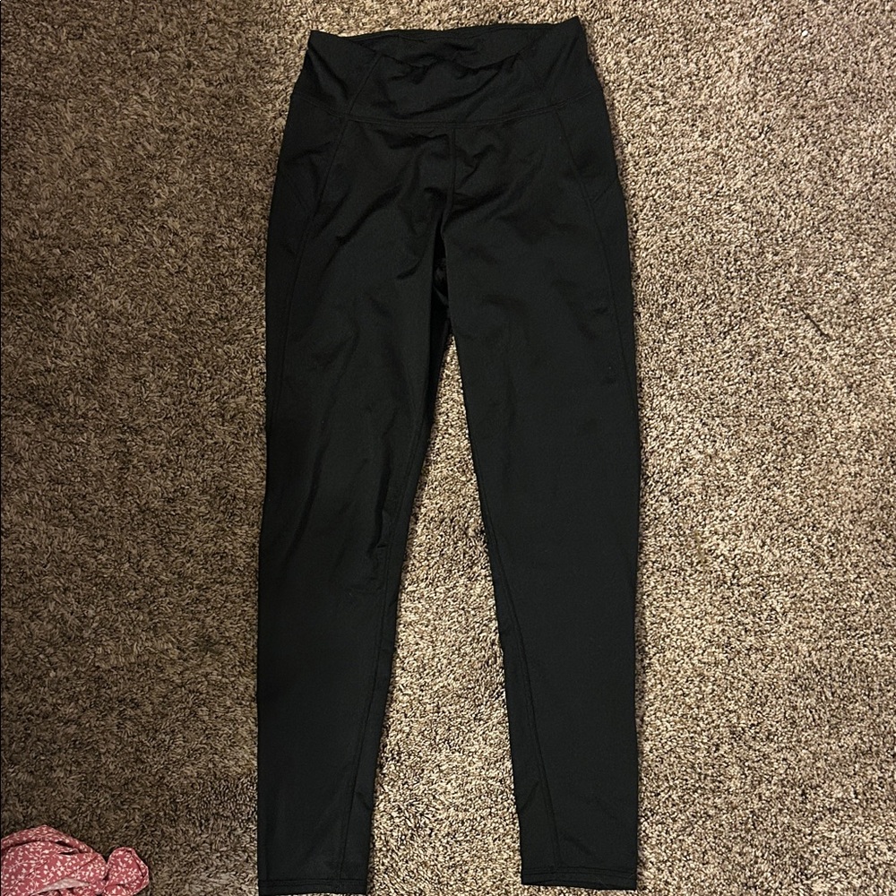 Sleek Black High-Rise Leggings